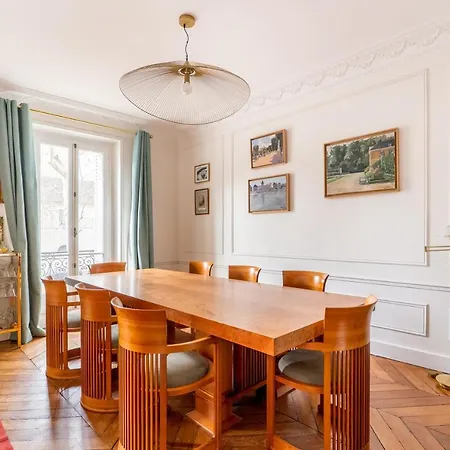 Veeve - A Russet Route To The Eiffel Tower Appartement *